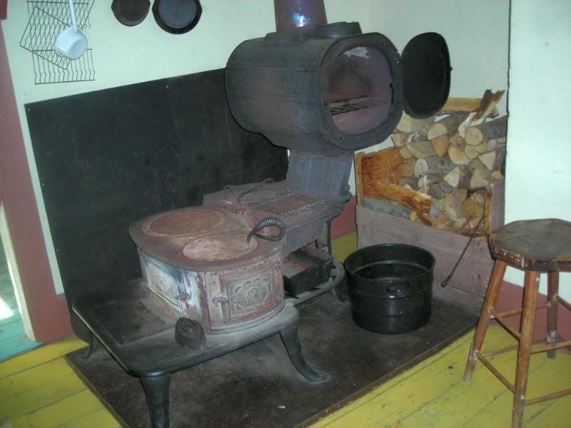 value of accorn wood cookstove