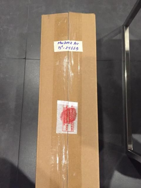 Macbook Air 13 MD761ZP/B mới 100% nguyên seal chưa active, hàng FPT!