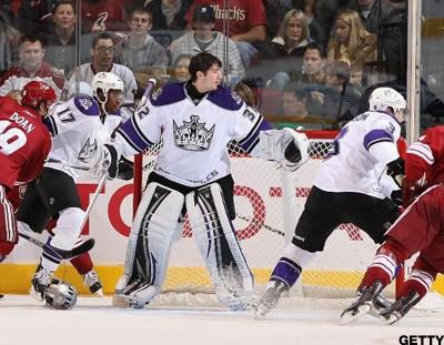 Goaltender Jonathan Quick #32 of the Los Angeles Kings reacts after losing his mask during play in the NHL game against the Phoenix Coyotes at Jobing.com Arena on January 22, 2011 in Glendale, Arizona. The Kings defeated the Coyotes 4-3. (Photo by Christian Petersen/Getty Images)