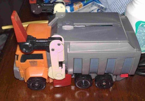 变形金刚2008动画玩具系列 Voyager 航海家级 营救车
