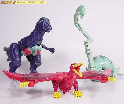 变形金刚新超能勇士系列玩具 Skysaur 翼手龙