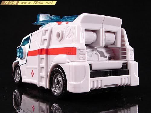 变形金刚Convention & Club Exclusives系列玩具 Ratchet 救护车