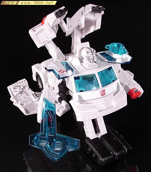 变形金刚Convention & Club Exclusives系列玩具 Ratchet 救护车