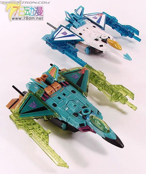 变形金刚展会版玩具 skyquake