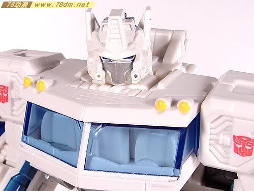 变形金刚Classic系列玩具 Ultra Magnus通天晓