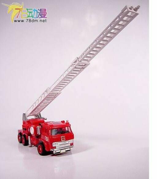 变形金刚Commemorative Series系列 CS系列 美复系列玩具 Inferno 消防车