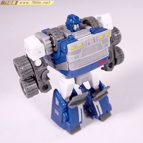 变形金刚塞博特恩传奇系列 Armorhide