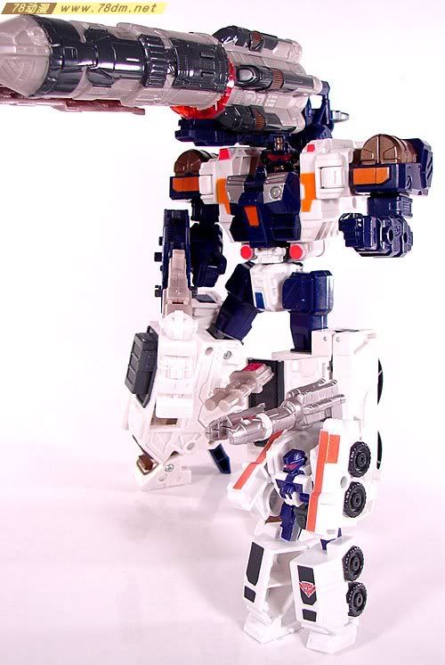 变形金刚塞博特恩传奇系列玩具 Red Alert Cybertron Defense 红色警报简单版 赛博特恩防御形态