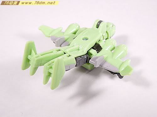 变形金刚塞博特恩传奇系列玩具 Sky Lynx 天猫
