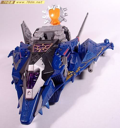 变形金刚塞博特恩传奇系列玩具 Soundwave 声波