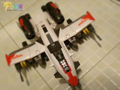 变形金刚塞博特恩传奇系列玩具 翼剑 wing saber