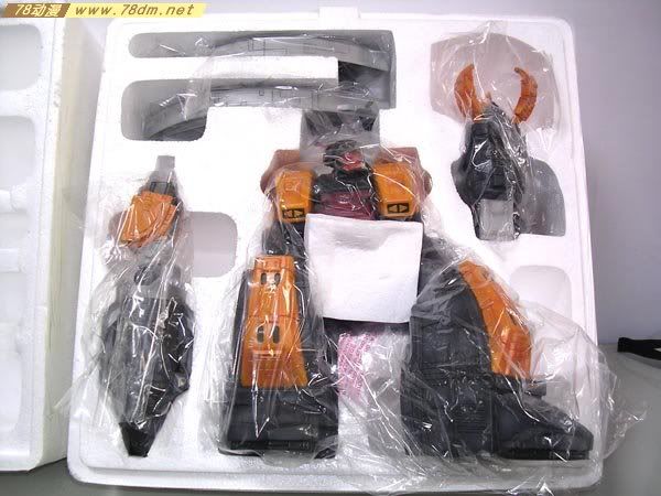 变形金刚雕塑 Transformers Megatron Wall Statue 大力金刚全身像