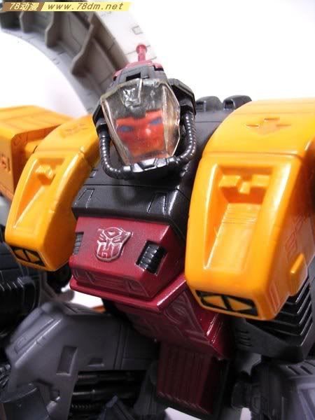 变形金刚雕塑 Transformers Megatron Wall Statue 大力金刚全身像