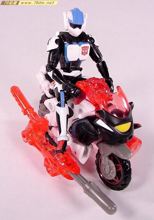 变形金刚Energon超能量争夺战玩具 Arcee 阿尔茜