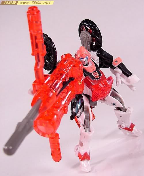 变形金刚Energon超能量争夺战玩具 Arcee 阿尔茜
