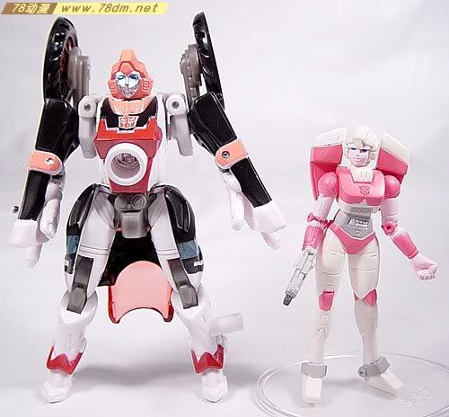变形金刚Energon超能量争夺战玩具 Arcee 阿尔茜