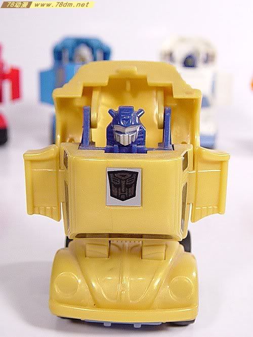 G1变形金刚头领战士玩具 Goldbug金甲虫