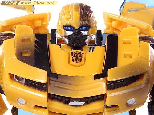 变形金刚真人版电影玩具 Deluxe 加强级 Bumblebee 大黄蜂08版(战损)