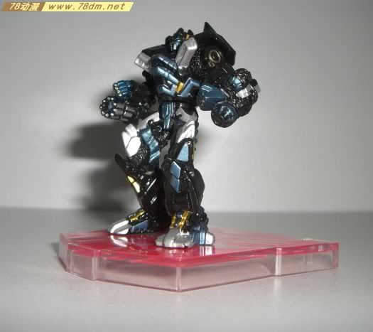 变形金刚真人版电影玩具 Titanium 钛系列 Ironhide 铁皮