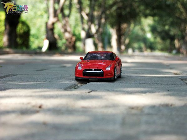 变形金刚Alternity系列 A01 GT-R 红色擎天柱