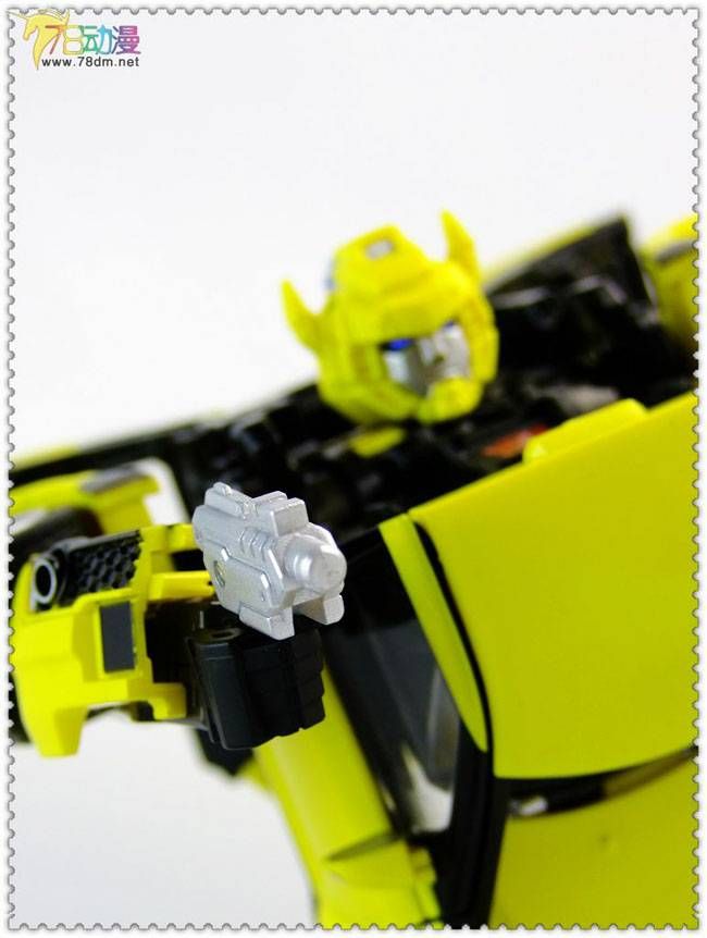 变形金刚Alternity系列 A03 大黄蜂
