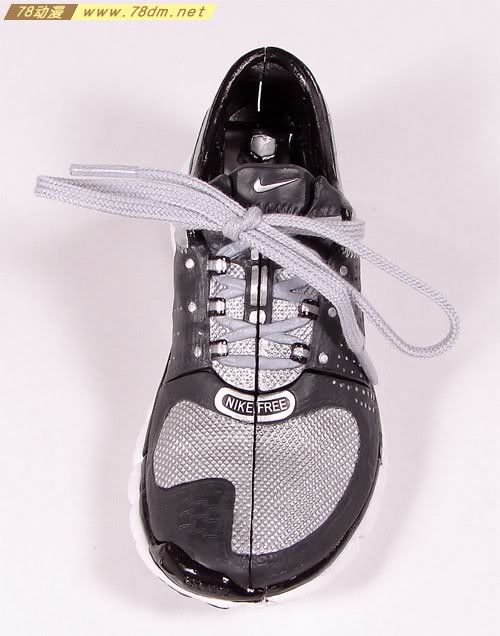 变形金刚威震天耐克鞋 Megatron Nike 