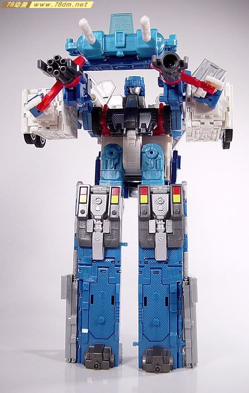 变形金刚RID/TF2000/Car Robot系列玩具 Ultra Magnus通天晓