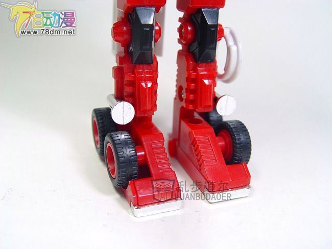 变形金刚TFC/DW系列玩具 DW08消防车