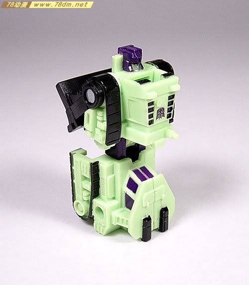 变形金刚Universe系列玩具 Bonecrusher 推土机