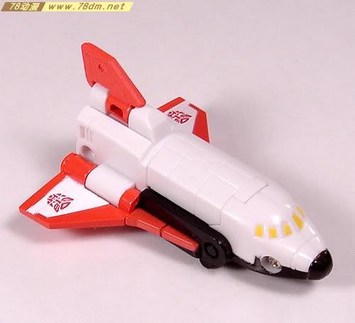 变形金刚Universe系列玩具 Storm Jet 暴风雨
