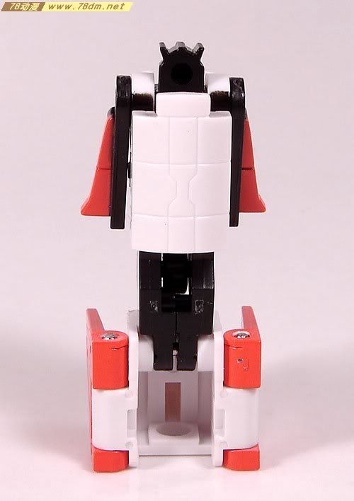 变形金刚Universe系列玩具 Storm Jet 暴风雨