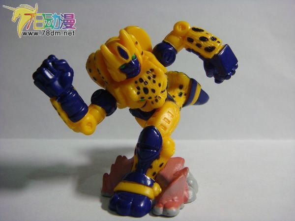 变形金刚Universe2.0 经典系列2.0 玩具 机械英雄Robot Heroes 黄豹CHEETOR