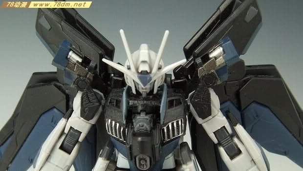 HCM-pro系列成品模型介绍 19-01 ZGMF-X20A 灰色强袭自由高达