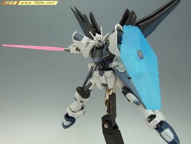 HCM-pro系列成品模型介绍 19-01 ZGMF-X20A 灰色强袭自由高达