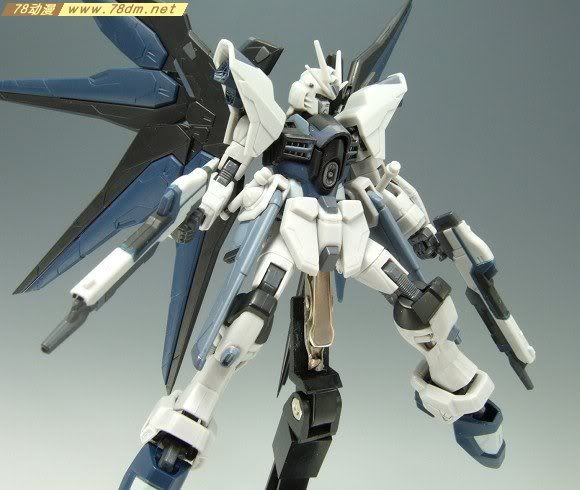 HCM-pro系列成品模型介绍 19-01 ZGMF-X20A 灰色强袭自由高达