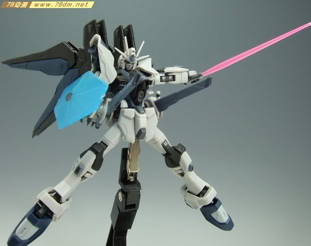 HCM-pro系列成品模型介绍 19-01 ZGMF-X20A 灰色强袭自由高达