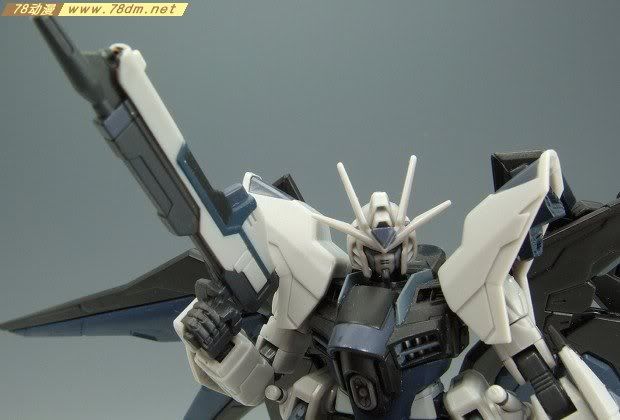 HCM-pro系列成品模型介绍 19-01 ZGMF-X20A 灰色强袭自由高达