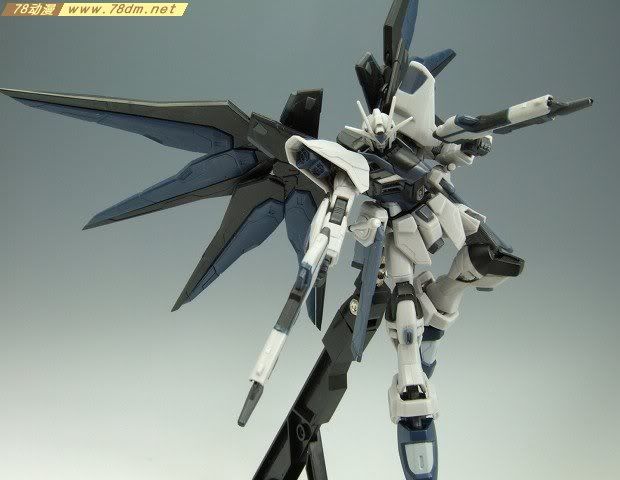 HCM-pro系列成品模型介绍 19-01 ZGMF-X20A 灰色强袭自由高达