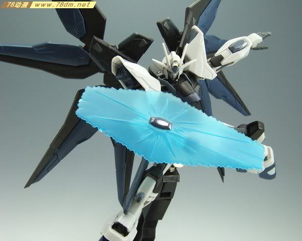 HCM-pro系列成品模型介绍 19-01 ZGMF-X20A 灰色强袭自由高达