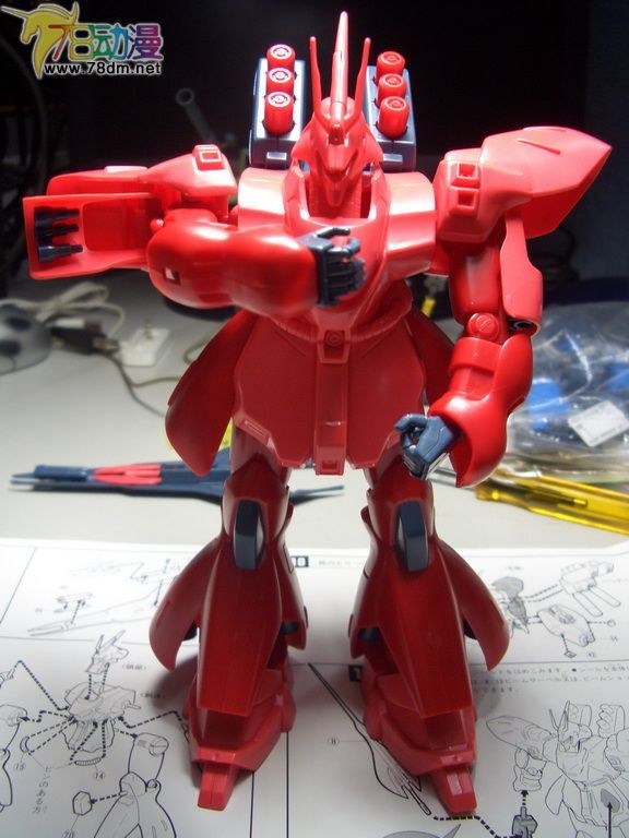 高达HG逆袭的夏亚系列模型介绍 MSN-04 沙扎比