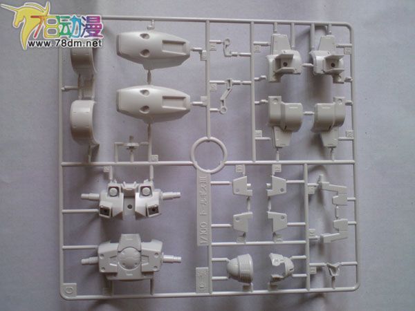 HG高达W系列模型介绍 OZ-00MS2B 多鲁基斯Ⅲ