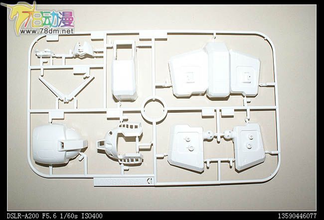 MEGA SIZE MODEL 1比48系列 RX-78-2高达