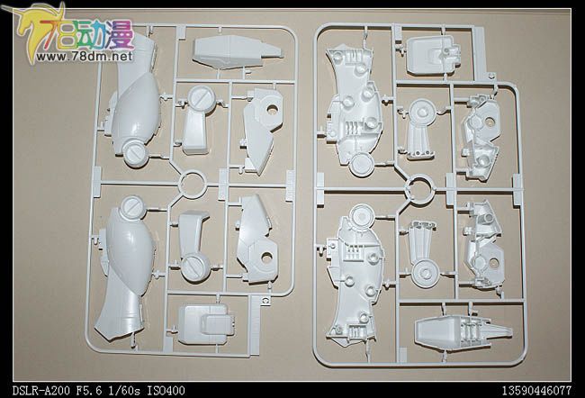 MEGA SIZE MODEL 1比48系列 RX-78-2高达