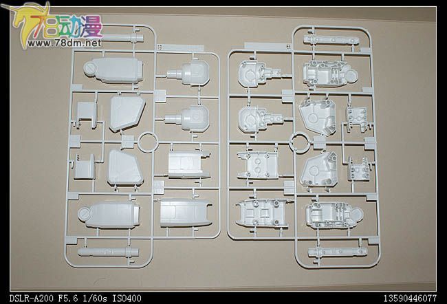 MEGA SIZE MODEL 1比48系列 RX-78-2高达