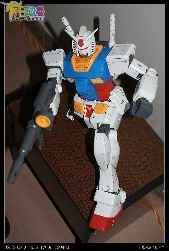 MEGA SIZE MODEL 1比48系列 RX-78-2高达