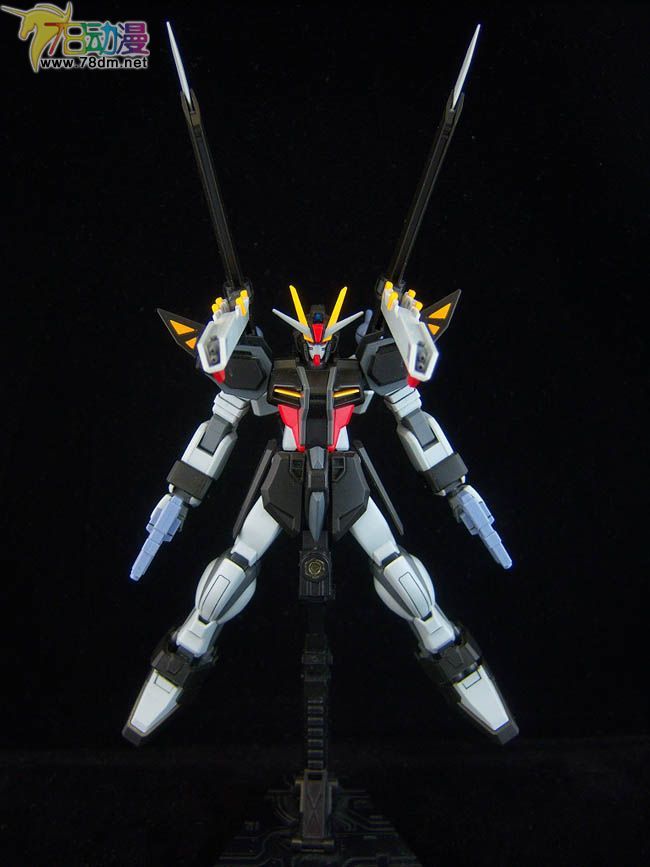HG SEED/Destiny系列高达模型介绍 GAT-X105E Strike Noir Gundam 强袭·黑