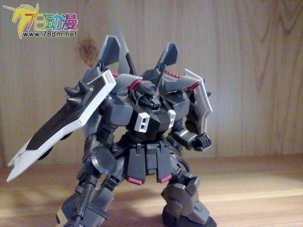 HG SEED/Destiny系列高达模型介绍 ZGMF-1001/M Blaze Zaku Phantom 迪亚哥专用幻影扎古