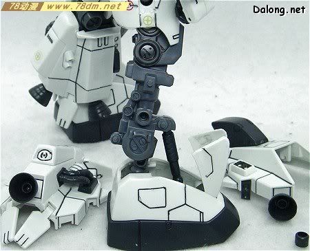 MG高达模型 MG06 MS-06R-1 高机动型扎古Ⅱ