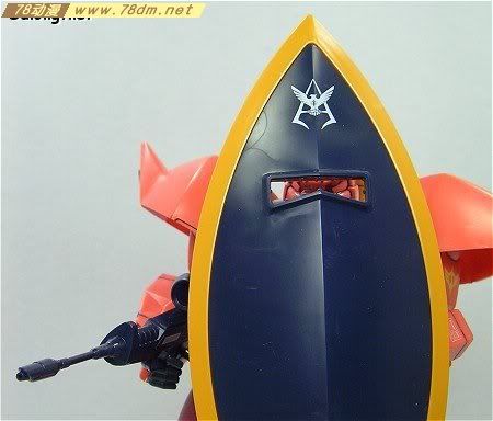 MG高达模型 MG08 MS-14S 夏亚专用勇士