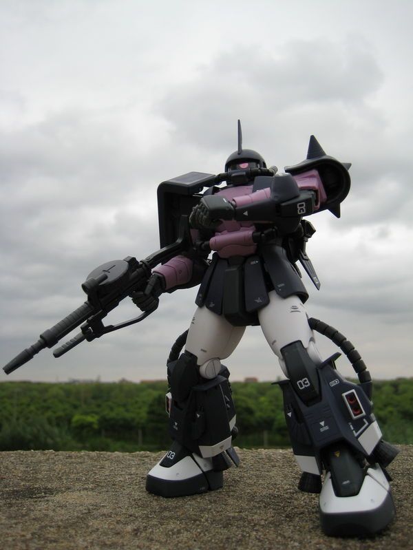 MG高达模型 MG103 MS-06R-1A 黑色三连星专用扎古II 2.0版